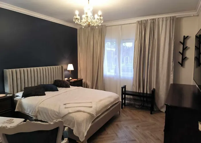 منزل للإقامة Luxury Airport Retreat كلوج-نابوكا