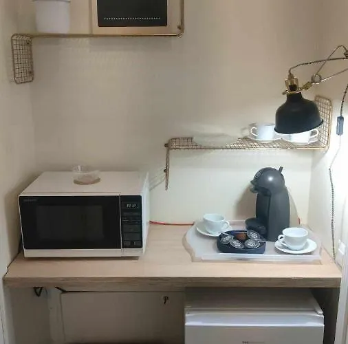 בית אירוח Luxury Airport Retreat